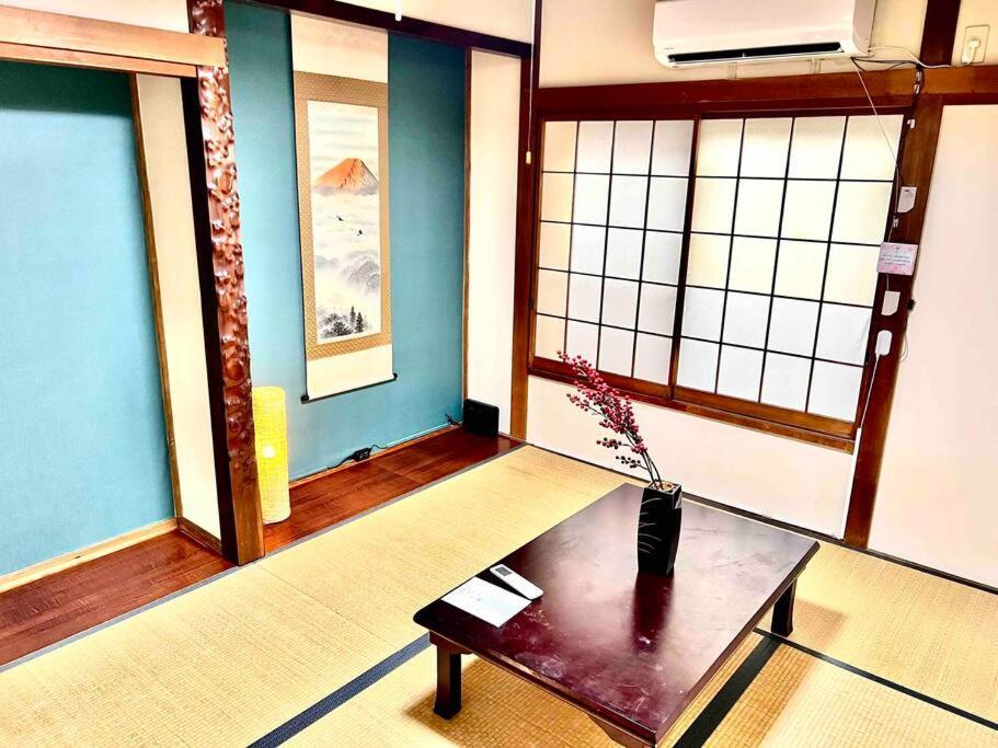 טוקיו 五十岚民宿 地铁站步行4分 免费高速 Wi-Fi Traditioncozy Japanese Villa In Ikebukuro 4Mins St With Hight Speed Wifi מראה חיצוני תמונה